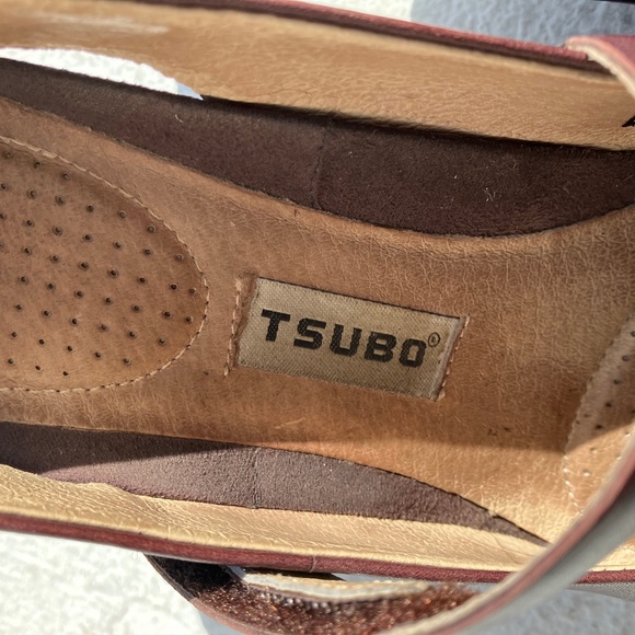 Beautiful brown Mary Jane’s - Picture 6 of 8